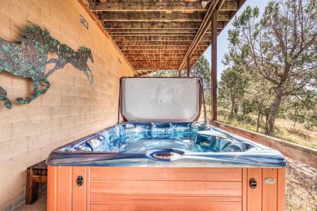 Perk Canyon Hidden Acres-Hot Tub-Gas Fireplace Ruidoso Exterior photo