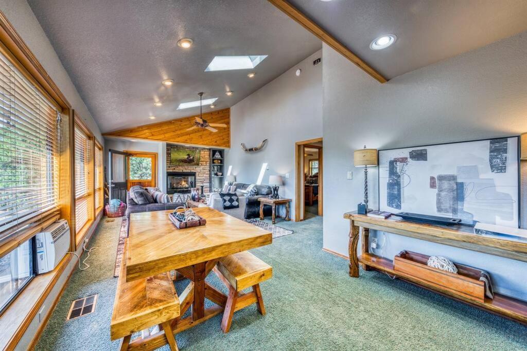 Perk Canyon Hidden Acres-Hot Tub-Gas Fireplace Ruidoso Exterior photo